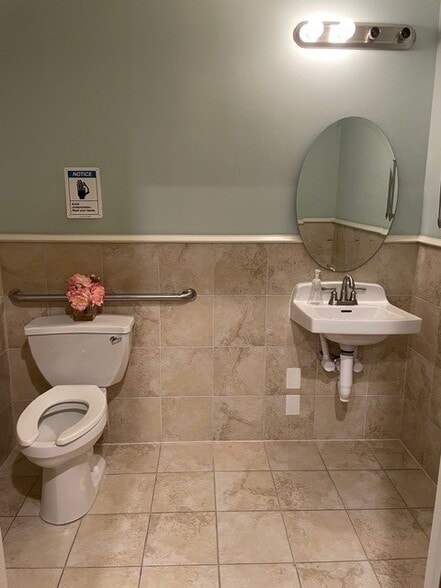 More Photos Of 3501 West Chester Pike, Newtown Square Medical For Sale