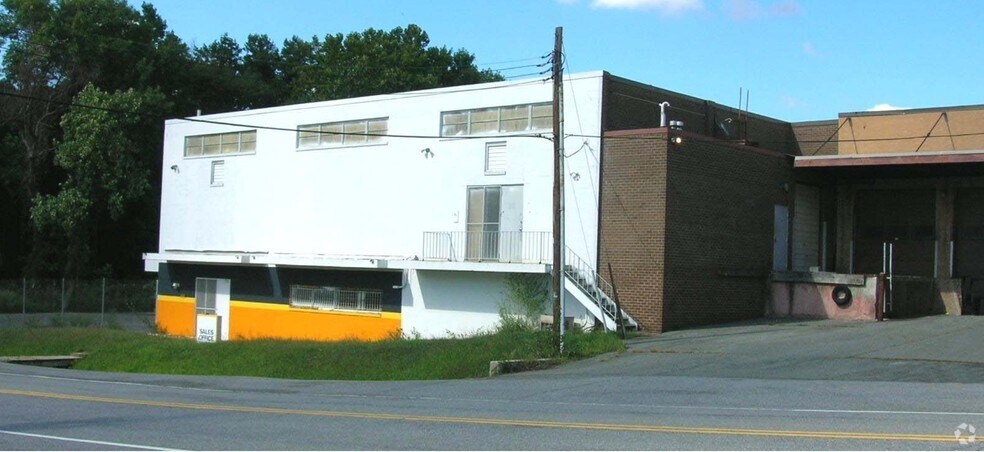 More Photos Of 223 Westhampton Ave, Capitol Heights Warehouse For Sale