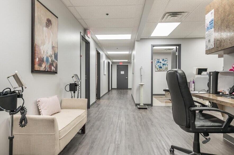 More Photos Of 961 Spring Creek Rd, East Ridge Medical For Lease