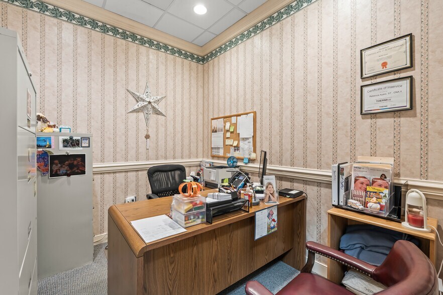 More Photos Of 1011 Lindsay St, High Point Medical For Sale