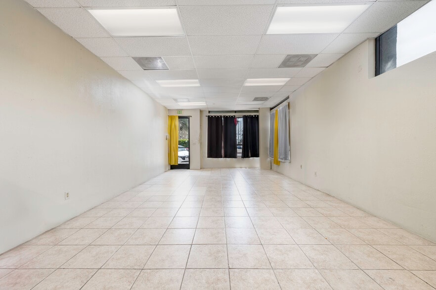 More Photos Of 825 W Gardena Blvd, Gardena Hotel For Lease