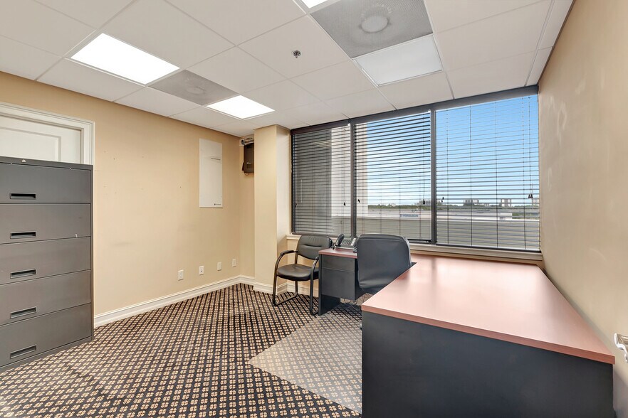 More Photos Of 4700 NW Boca Raton Blvd, Boca Raton Office For Sale