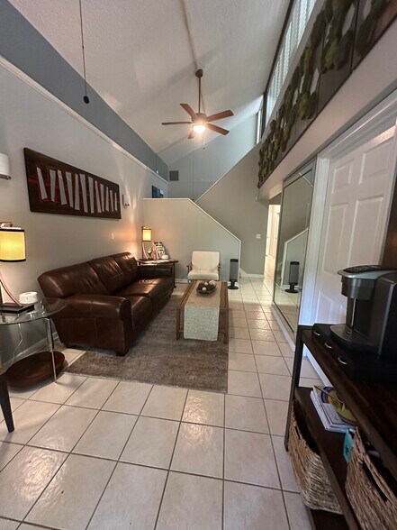 Primary Photo Of 2301 Park Ave, Orange Park Coworking Space