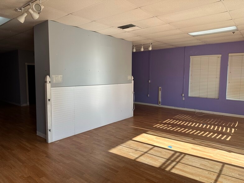 More Photos Of 241-249 W Pacheco Blvd, Los Banos Office For Lease