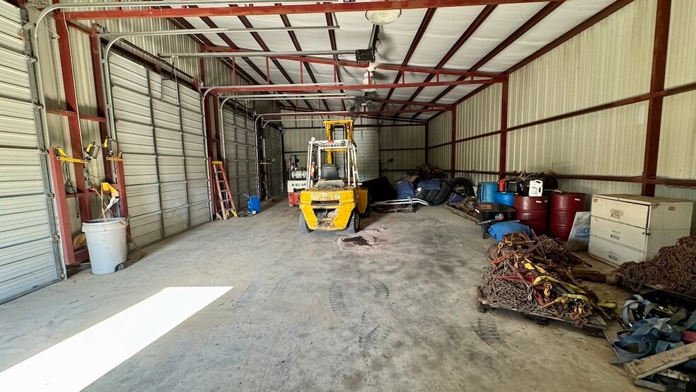 More Photos Of 230 Boyle Rd, Kiowa Service For Sale