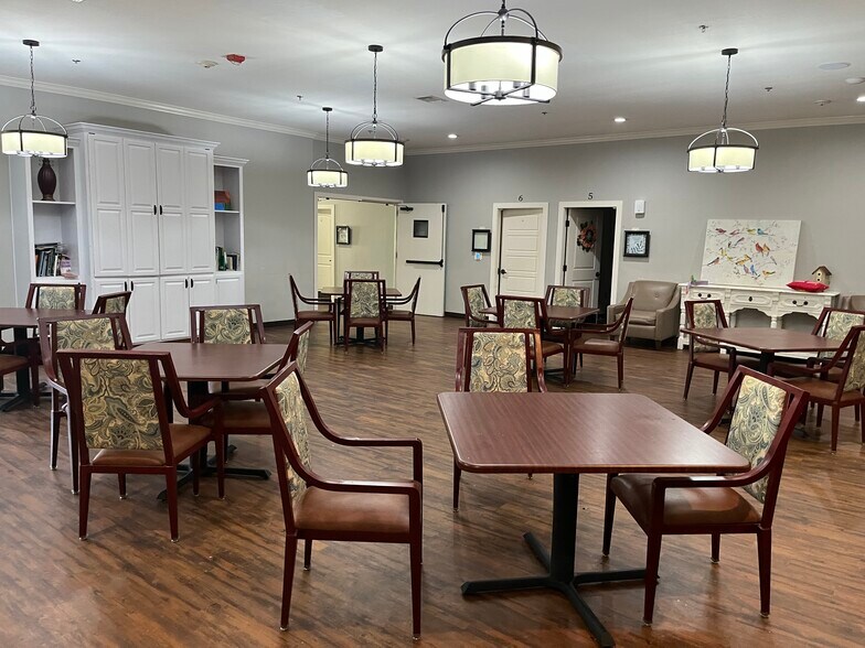 More Photos Of 11013 Signal Hill Dr, Austin Skilled Nursing Facility For Sale