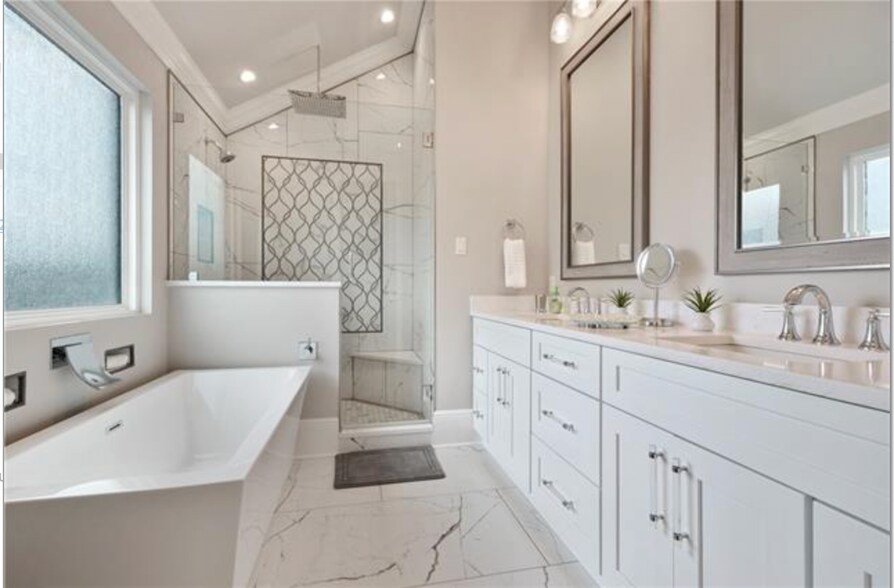 More Photos Of 5808 Magazine St, New Orleans General Retail For Lease