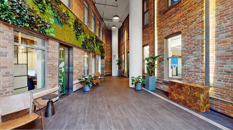 More Photos Of 525 9th St NW, Washington Office For Lease