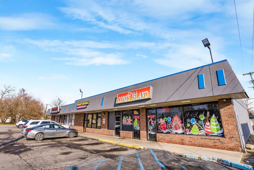 More Photos Of 5703-5727 S Wayne Rd, Wayne Storefront For Sale