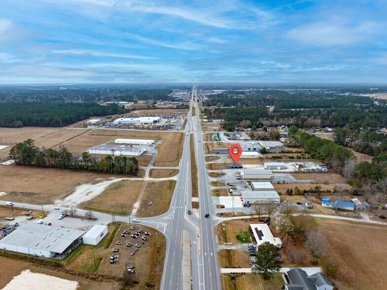 More Photos Of 3261 New Bern Hwy, Jacksonville Light Distribution For Lease