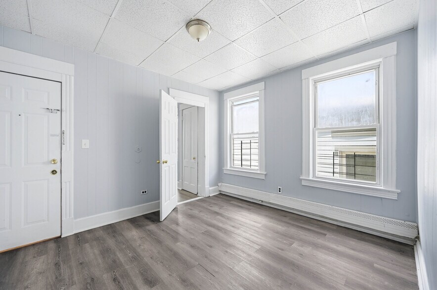 More Photos Of 4 Convent Ave, Yonkers Apartments For Sale
