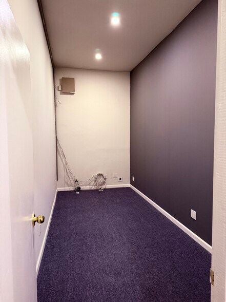 More Photos Of 1715 Mariposa Ave, Los Angeles Freestanding For Lease