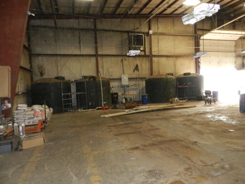 More Photos Of 430 W 8th St, Delta Unknown For Lease