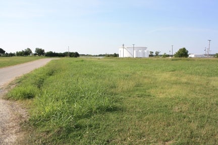 More Photos Of 2101 S East Ave, Cushing Warehouse For Lease