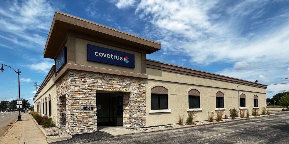 More Photos Of 302-310 Ohio St, Oshkosh Office For Lease
