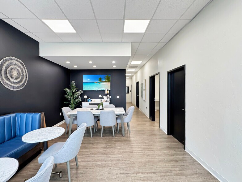 More Photos Of 901 E Main St, Yukon Coworking Space