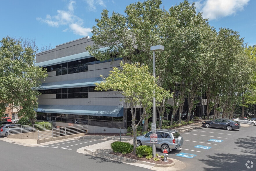 More Photos Of 2815 Hartland Rd, Merrifield Medical For Lease