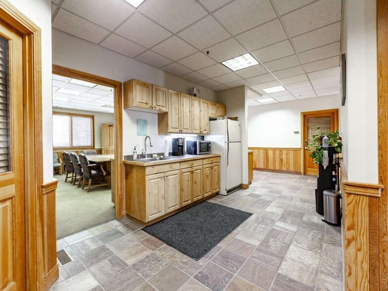 More Photos Of 2064 Prospector Ave, Park City Medical For Sale