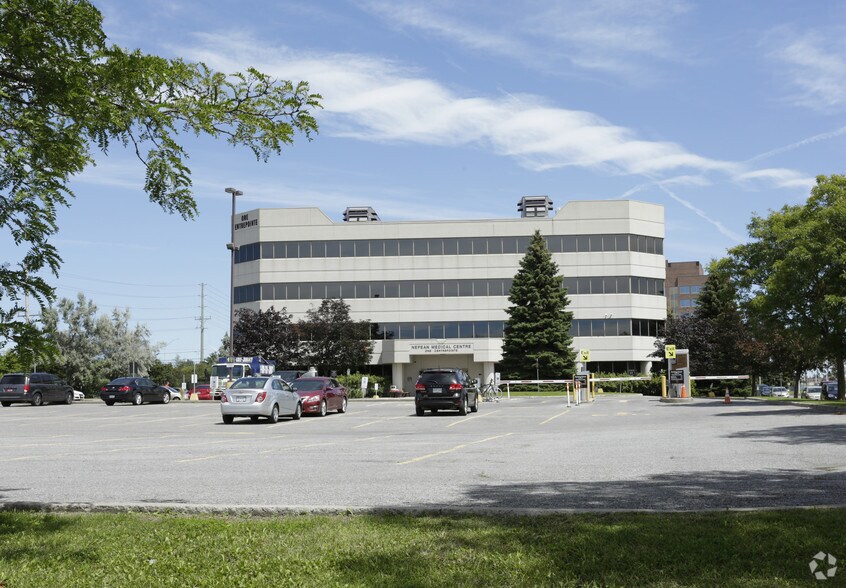 More Photos Of 1 Centrepointe Dr, Nepean Medical For Lease