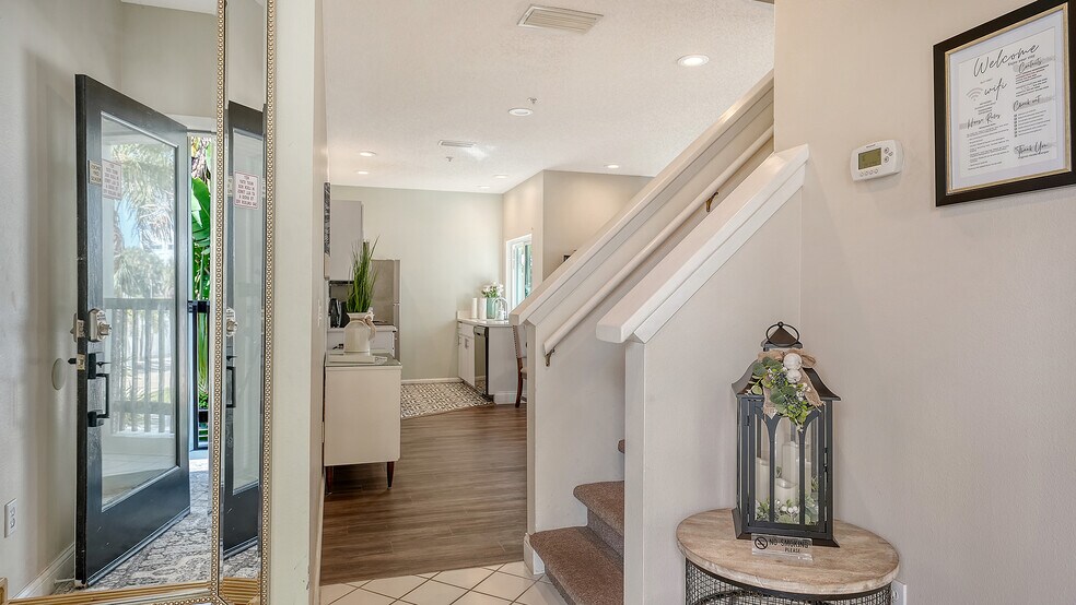 More Photos Of 5610 AVENIDA DEL MARE, Sarasota Specialty For Sale
