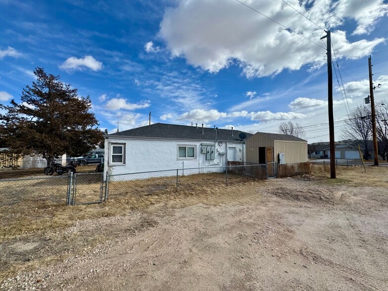 More Photos Of 4202 Cheyenne St, Cheyenne Multifamily For Sale