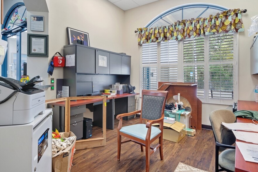 More Photos Of 311 NE 4th Ave, Crystal River Healthcare For Lease