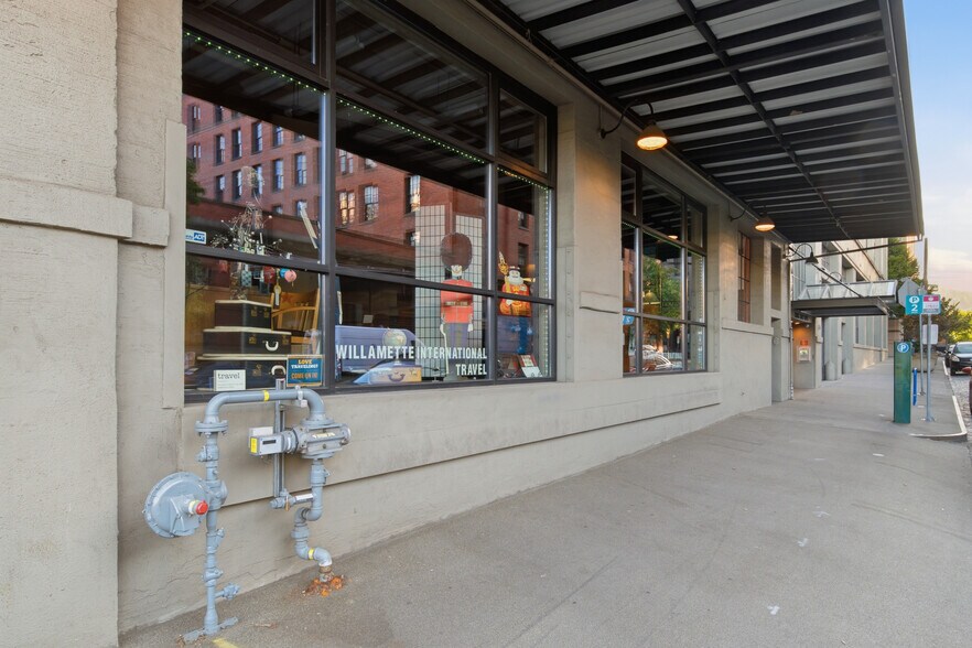 More Photos Of 1314 NW Irving St, Portland Apartments For Sale