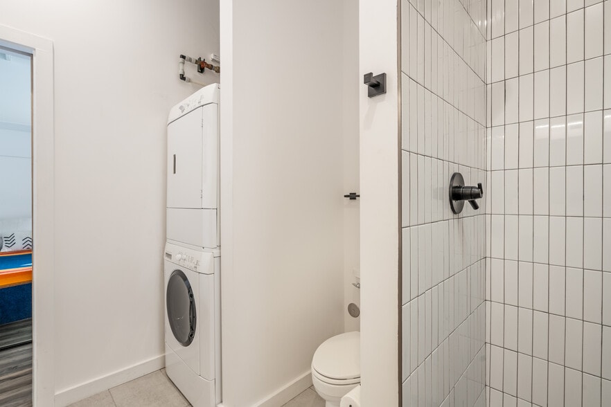More Photos Of 1109 Paseo Corazon, Santa Fe Flex For Sale