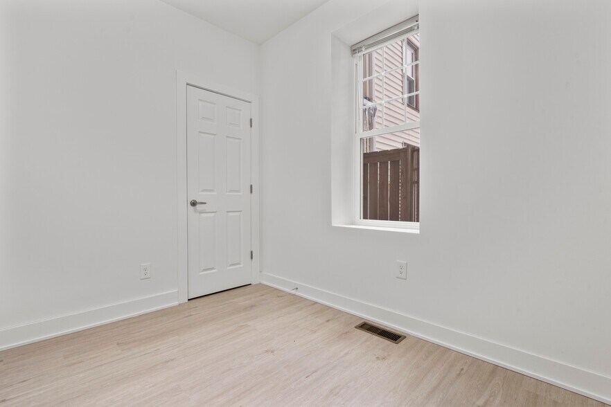 More Photos Of 177 Chestnut St, New Haven Apartments For Sale