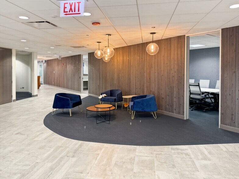 More Photos Of 150 N Michigan Ave, Chicago Coworking Space