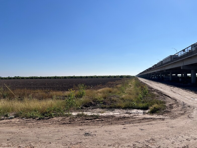 More Photos Of 424.43 Acs on E. Side of Pharr Intl. Bridge, Pharr Land For Sale