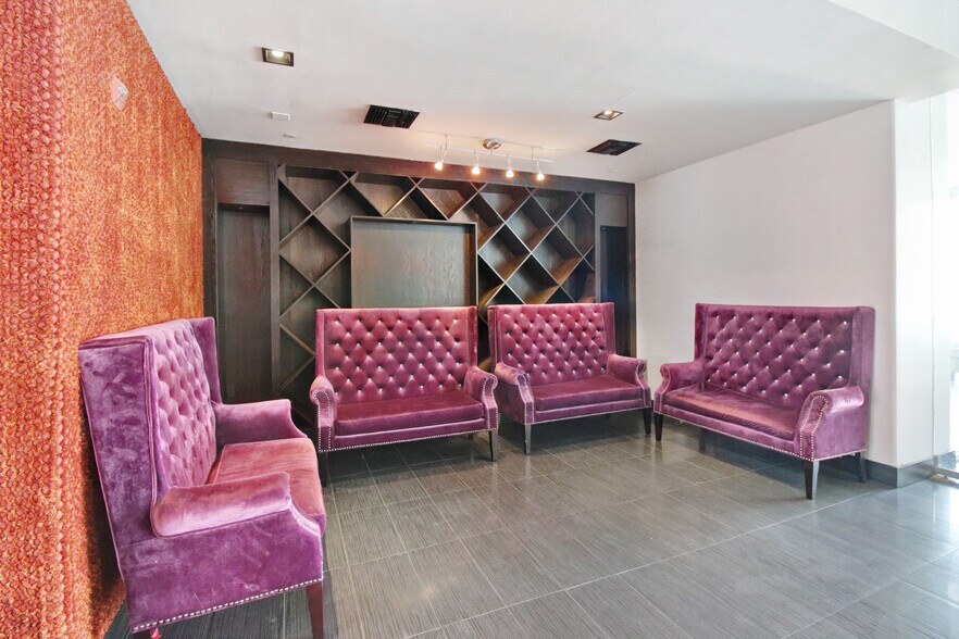 More Photos Of 1542 Washington Ave, Miami Beach Restaurant For Sale