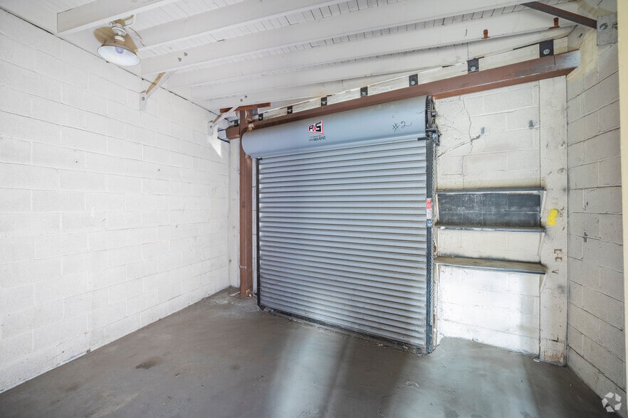 More Photos Of 4917 International Blvd, Oakland Freestanding For Sale