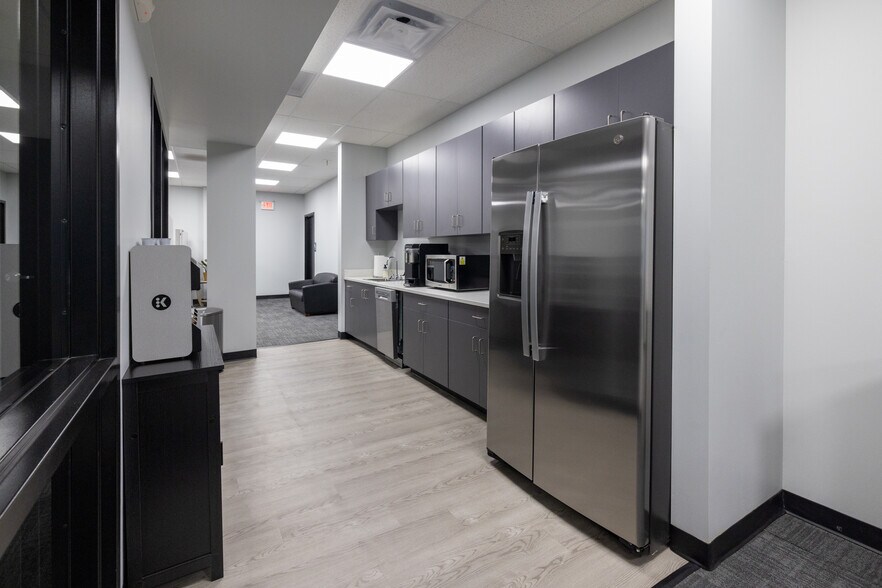 More Photos Of 214 E 18th Ave, North Kansas City Office For Lease