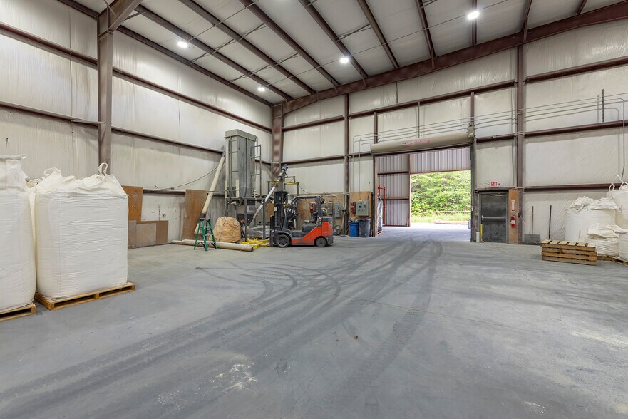 More Photos Of 45 Spiral Rd, Arden Warehouse For Sale