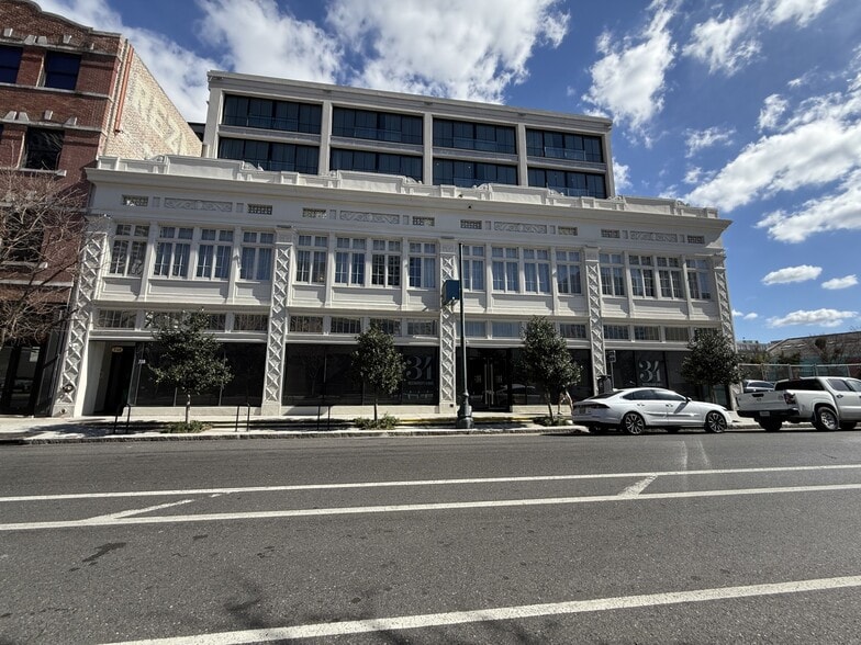 Primary Photo Of 714 Baronne St, New Orleans General Retail For Lease