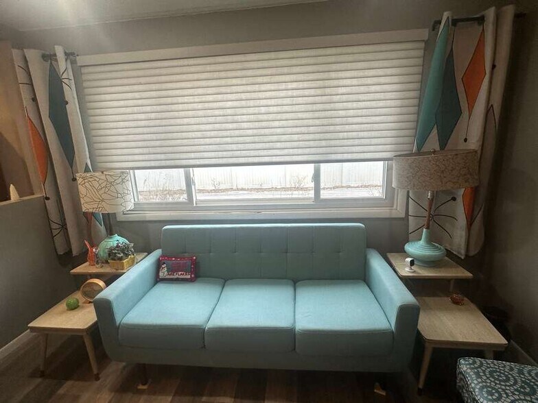 More Photos Of 810 E US Hwy 275, Ewing Hotel For Sale