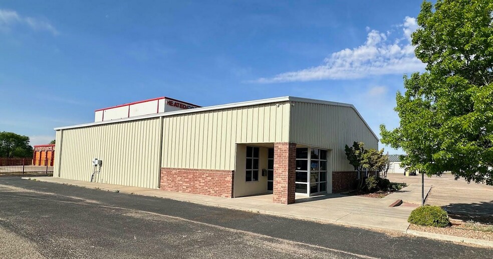Primary Photo Of 4011 Business Park Dr, Amarillo Light Distribution For Sale