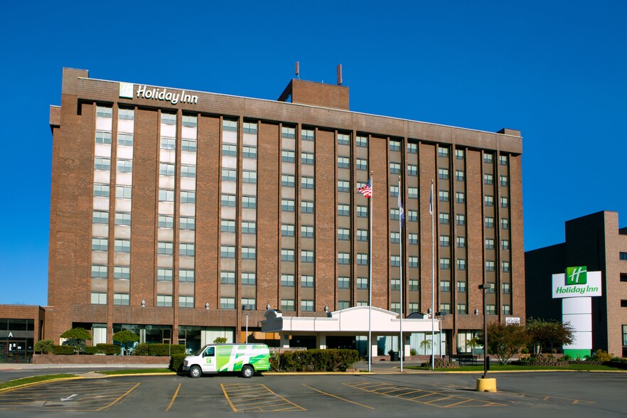 More Photos Of 2-8 Hawley St, Binghamton Hotel For Lease