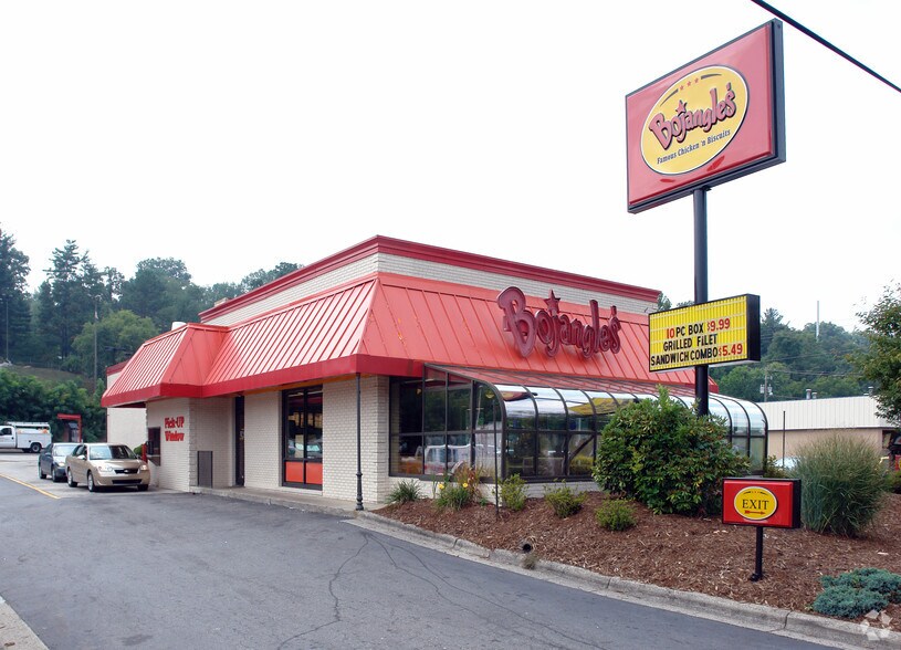 Primary Photo Of 974 Patton Ave, Asheville Fast Food For Sale