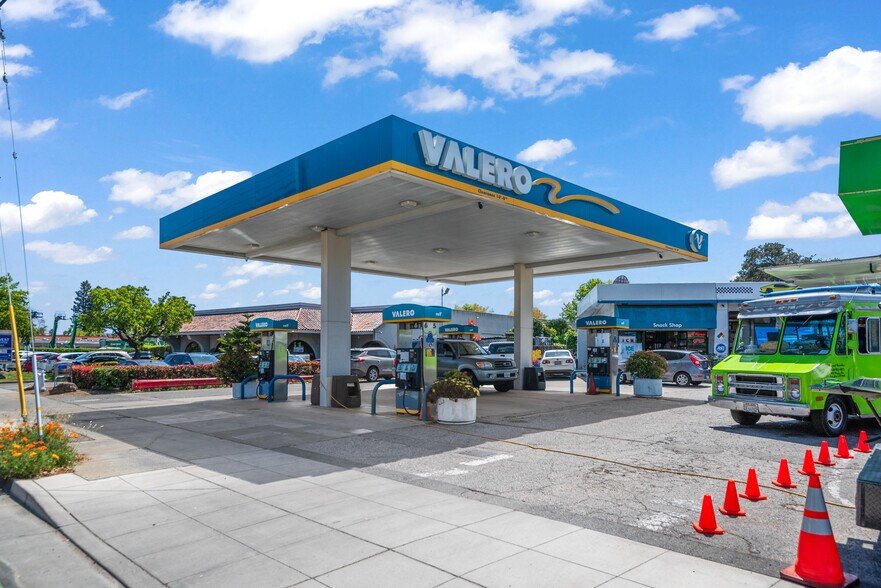 More Photos Of 996 W Evelyn Ave, Sunnyvale Service Station For Sale