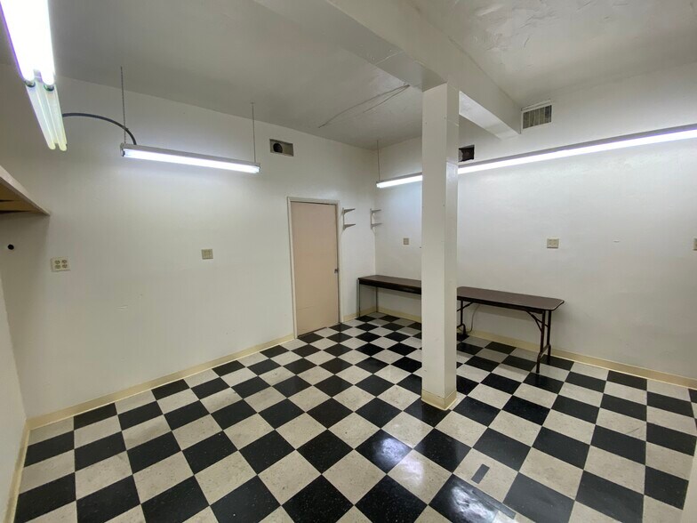 More Photos Of 231 Main St, Salinas Restaurant For Lease