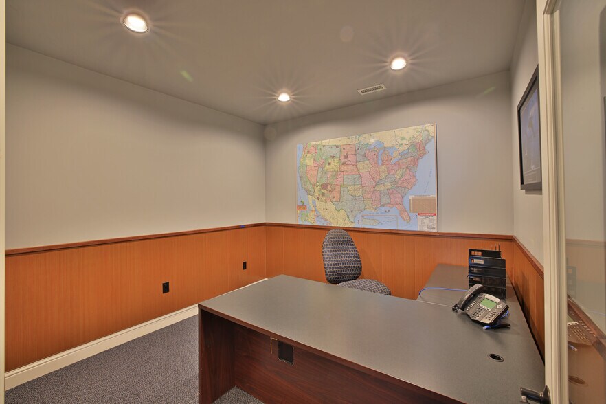 More Photos Of 15739 Pearl Ave, Collbran Light Manufacturing For Sale