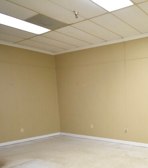 More Photos Of 810 E Sunflower Rd, Cleveland Medical For Lease