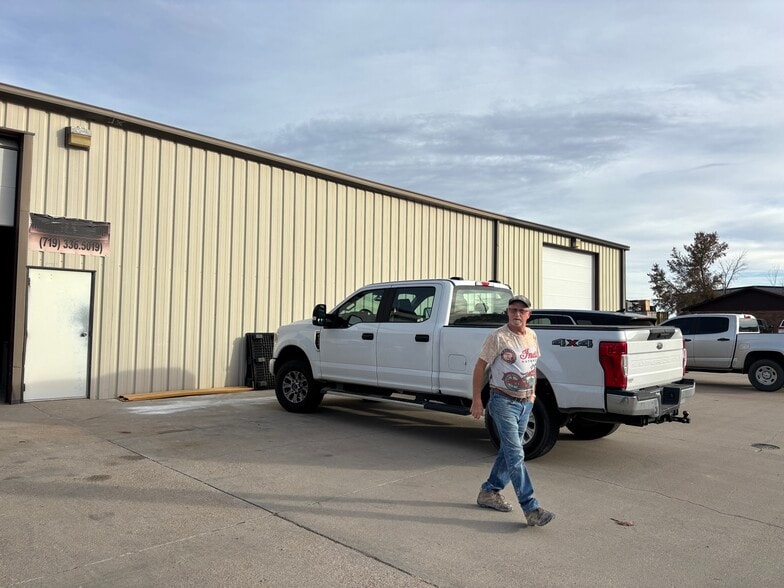 More Photos Of 3409 1st St S, Lamar Industrial For Sale