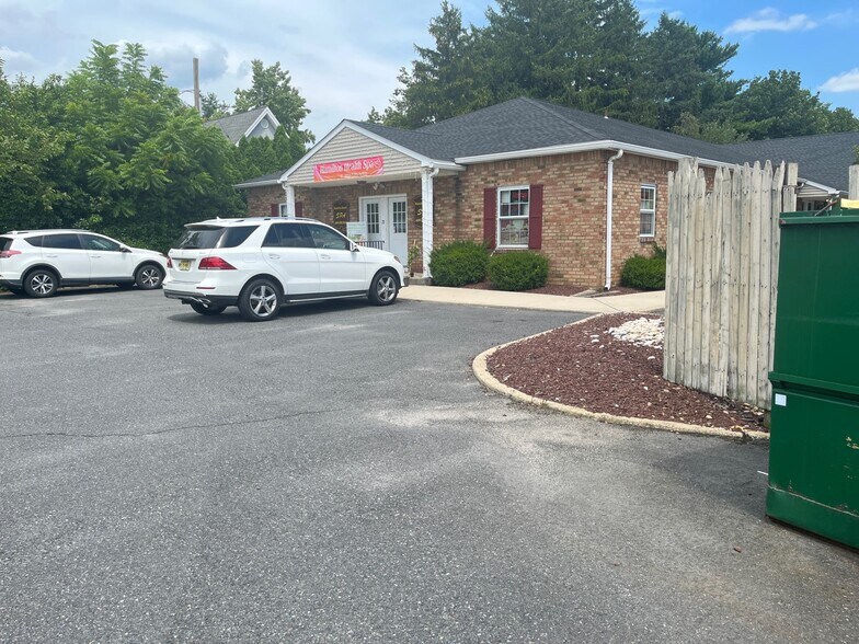 More Photos Of 941 Whitehorse Mercerville Rd, Hamilton Office For Sale