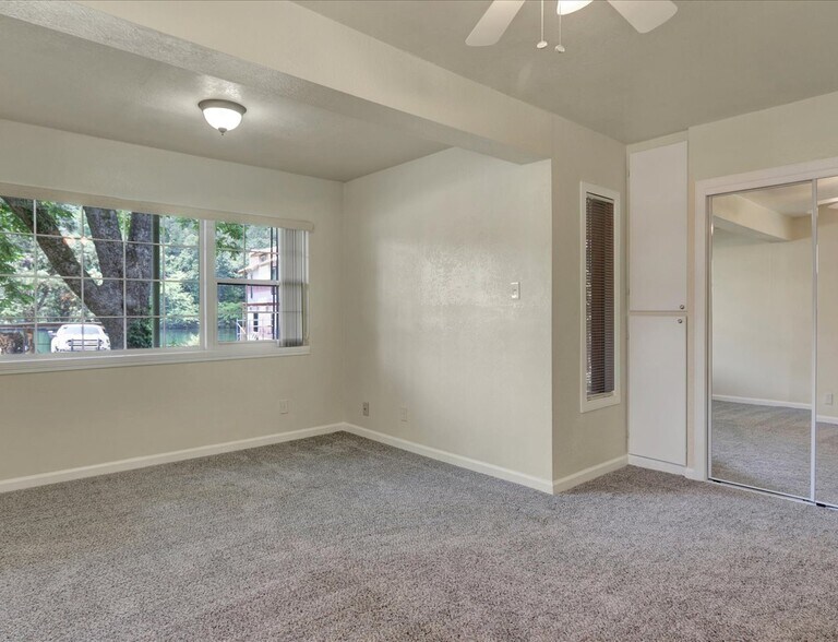 More Photos Of 1110 Cozy Acres Rd, Mountain Pine Apartments For Sale