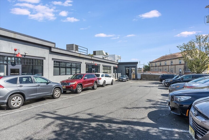 More Photos Of 10 Lackawanna Plz, Montclair Storefront Retail Office For Lease