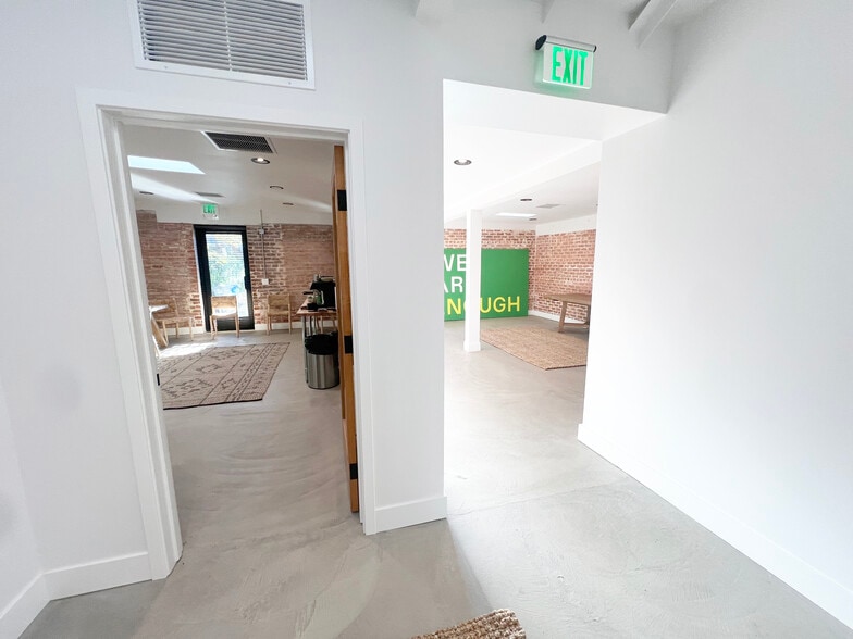 More Photos Of 809 Chapala St, Santa Barbara Loft Creative Space For Lease