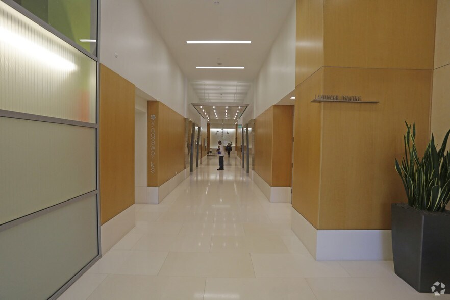 More Photos Of 11620 Wilshire Blvd, Los Angeles Office For Lease